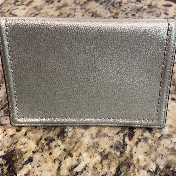 KATE SPADE | PASSPORT HOLDER - Picture 4 of 6